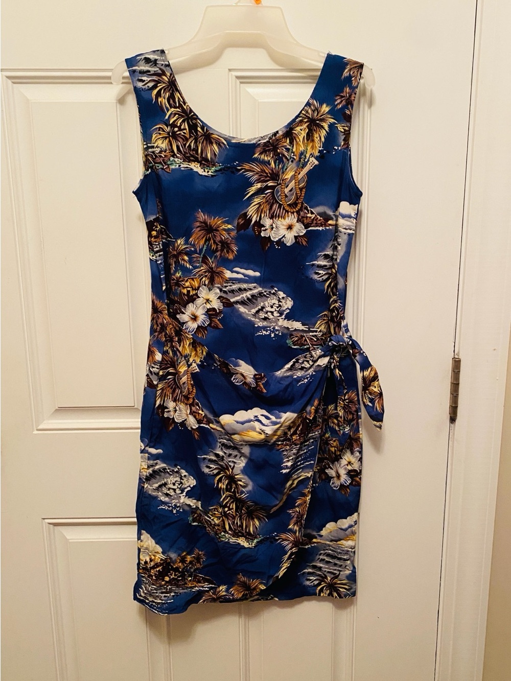 Hilo Hattie Blue Tropical Palm Print Sleeveless Dress